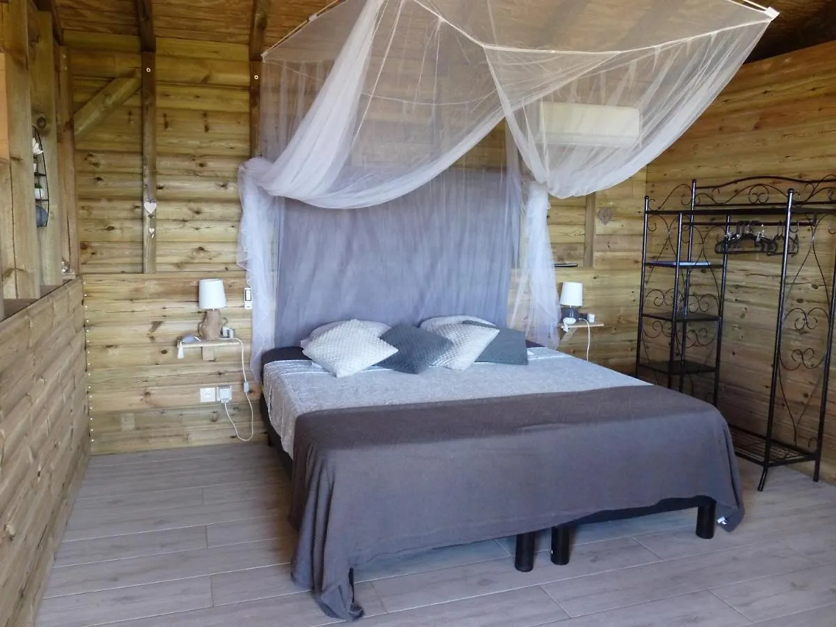 Bungalow La Tortue Bleue Bouillante Guadeloupe